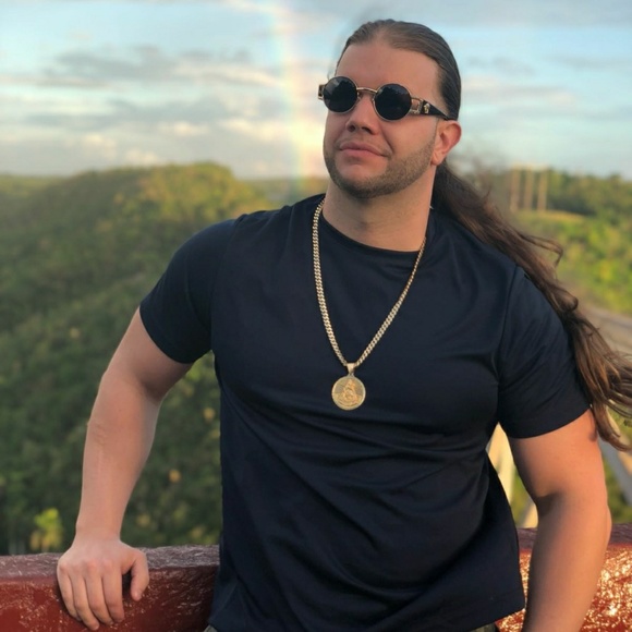 Meet your Posher, Peter Magran - Picture 5 of 5